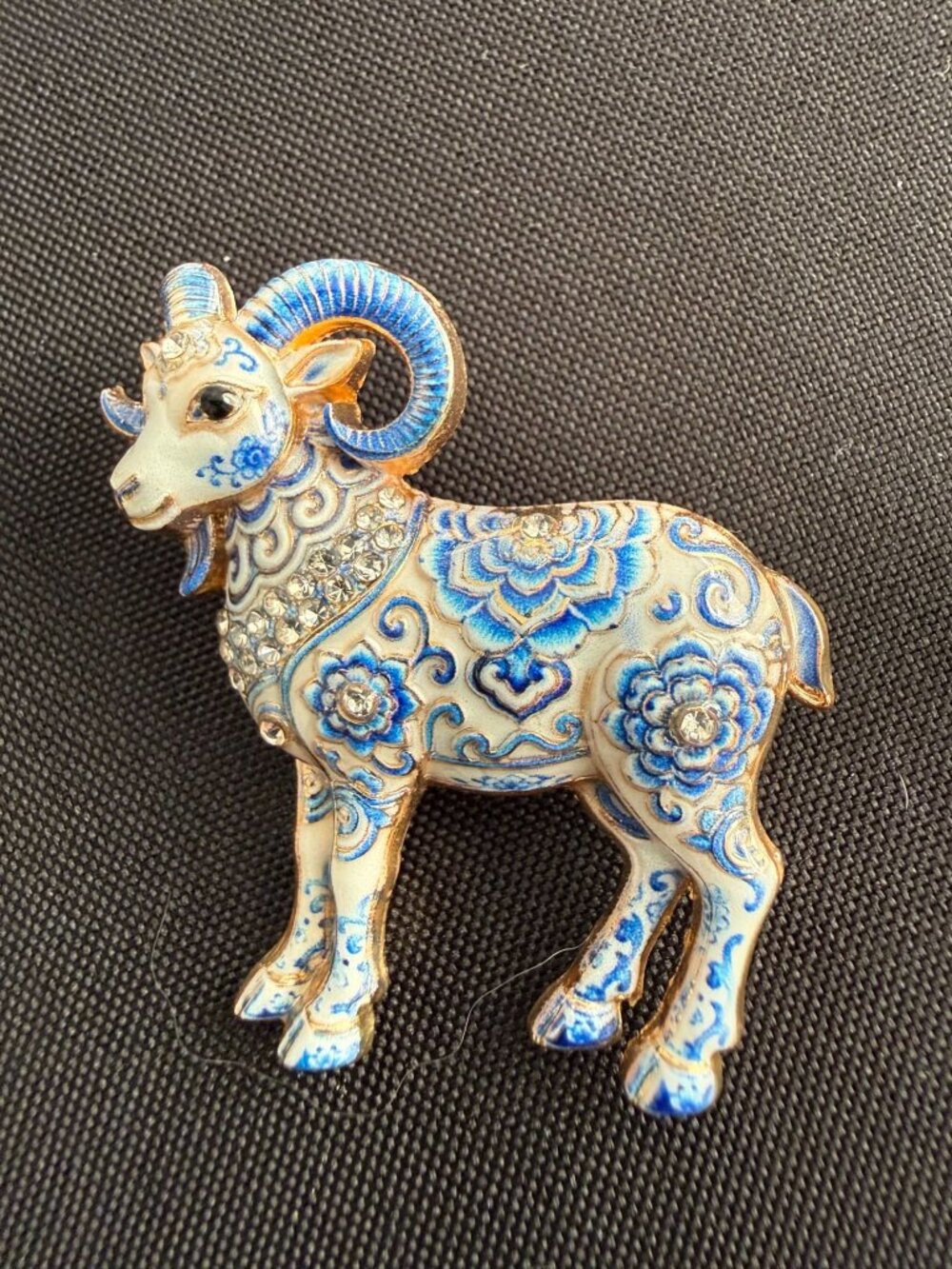 Blue & White Porcelain-Look Brooch Duo – Kitten & Ram Enamel Rhinestone Pins, Go - Picture 2 of 8